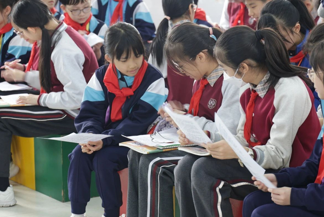 不只助力全区师生拓展世界视野更新教育理念精进教育本领 不只助力全区师生拓展世界视野更新教育理念精进教育本领